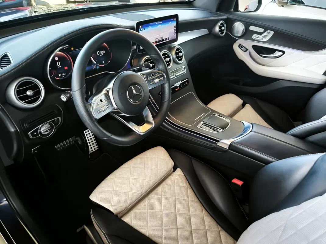 Mercedes-Benz GLC 220 2020 - 38950 EUR, 249800 km - AUTO.MOTO.pt - 249800km - foto 20 de 64
