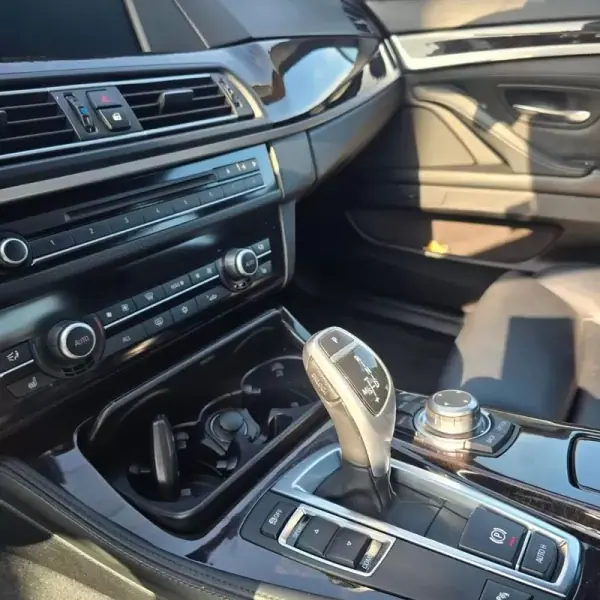 BMW 535 2011 - 17450 EUR, 280289 km - AUTO.MOTO.pt - 280289km - foto 12 de 17