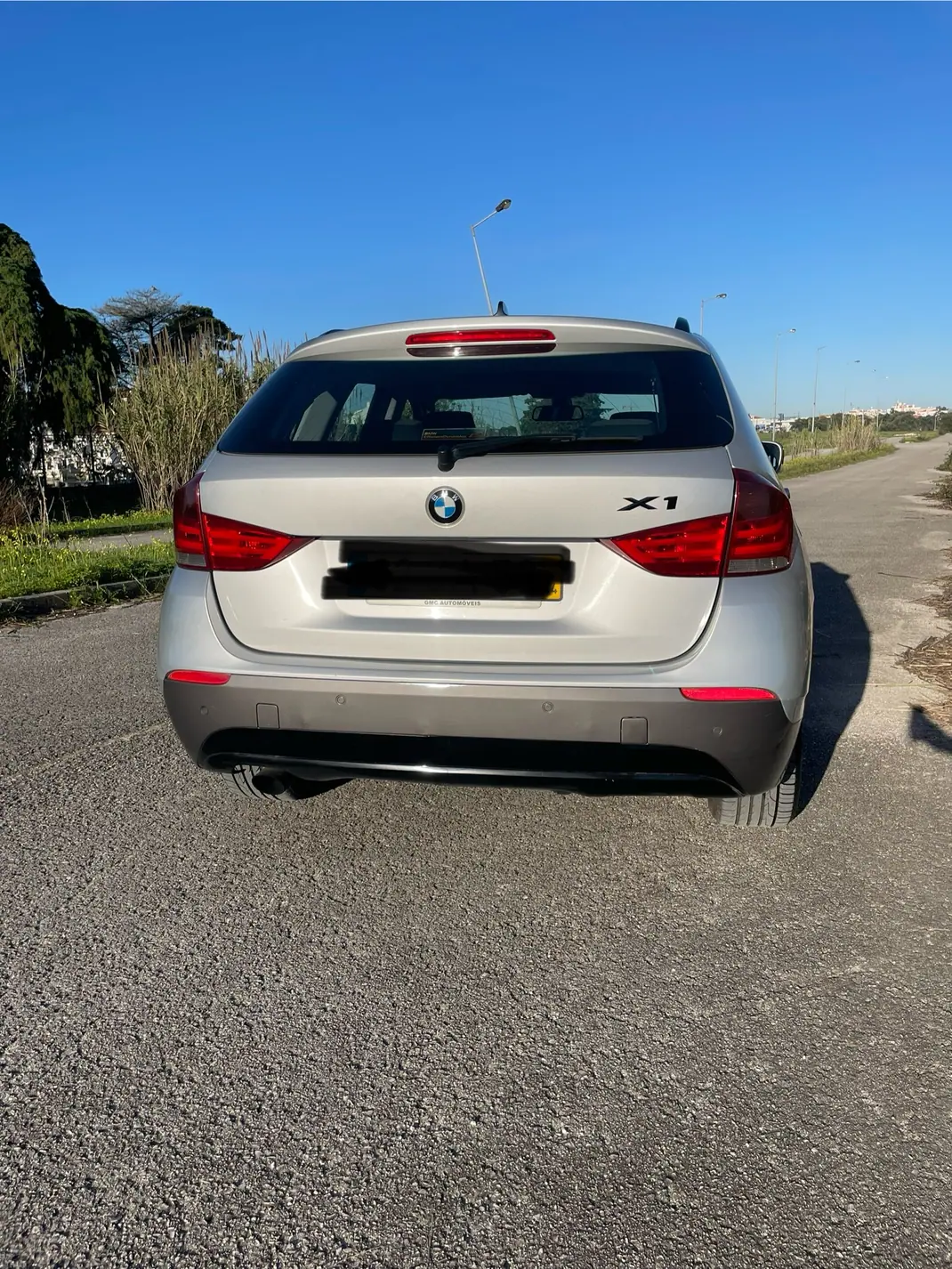 BMW X1 2010 - 8500 EUR, 288300 km - AUTO.MOTO.pt - 288300km - foto 2 de 16