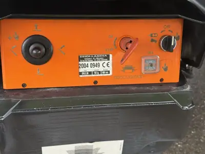 Iveco DAILY 35-140 CONTENTOR E PLATAFORMA 2020 - 28490 EUR, 91000 km - AUTO.MOTO.pt - 91000km - foto 15 de 34