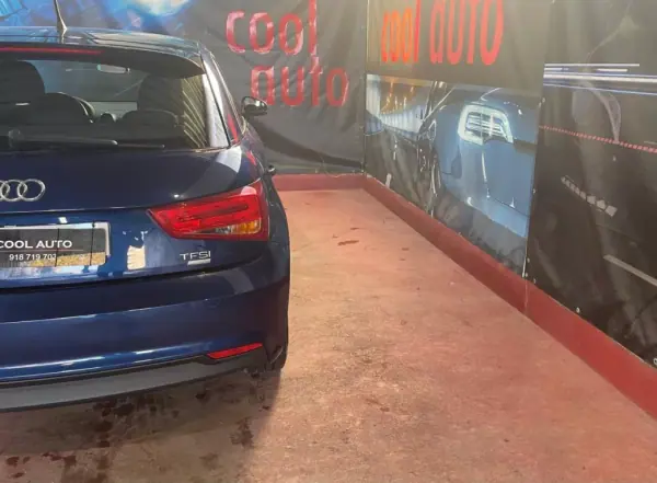 Audi A1 Sportback 2018 - 15750 EUR, 80000 km - AUTO.MOTO.pt - 80000km - foto 19 de 48