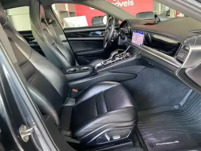 Porsche Panamera 2018 - 60500 EUR, 104962 km - AUTO.MOTO.pt - 104962km - foto 51 de 58