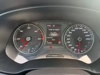 SEAT Leon ST 2020 - 15700 EUR, 124384 km - AUTO.MOTO.pt - 124384km - foto 18 de 24