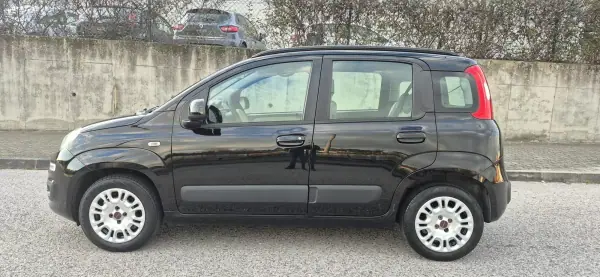 Fiat Panda 2015 - 6450 EUR, 117000 km - AUTO.MOTO.pt - 117000km - foto 4 de 19