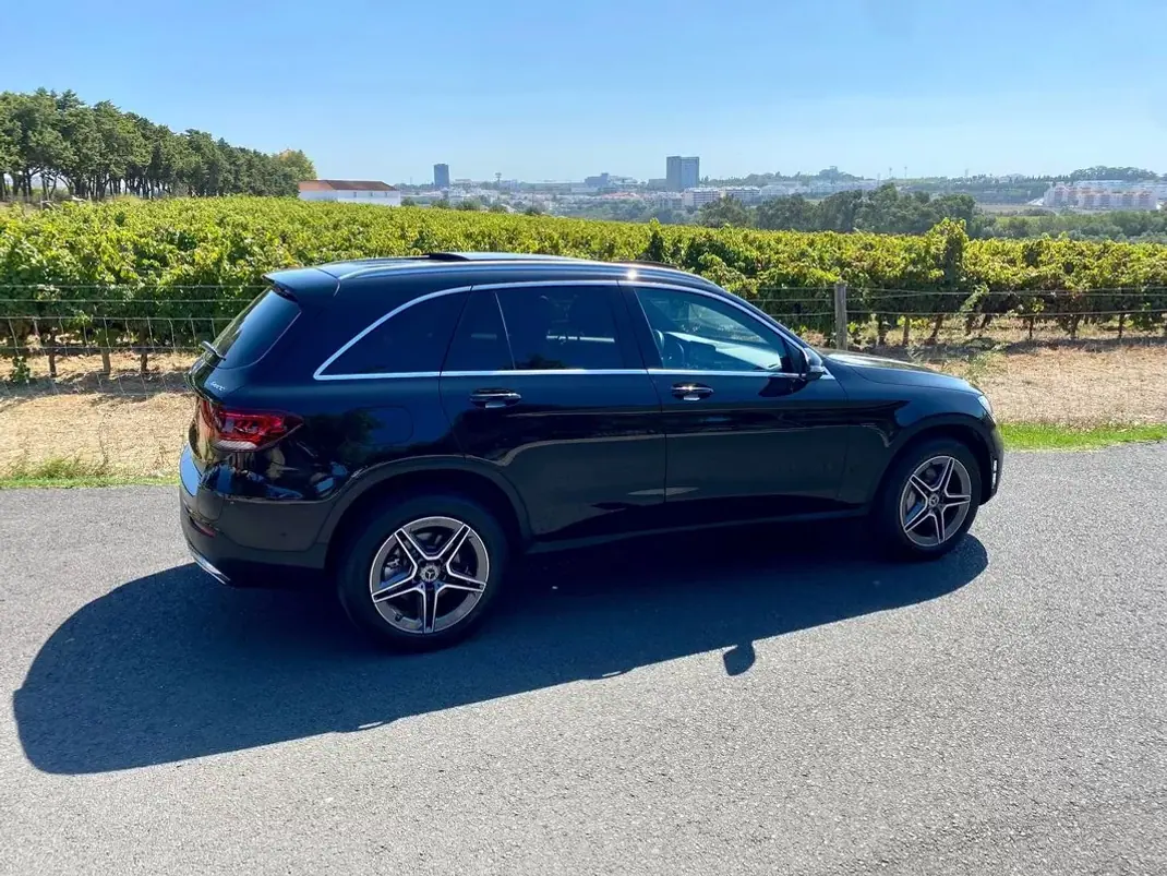 Mercedes-Benz GLC 300 2021 - 45900 EUR, 91900 km - AUTO.MOTO.pt - 91900km - foto 4 de 17