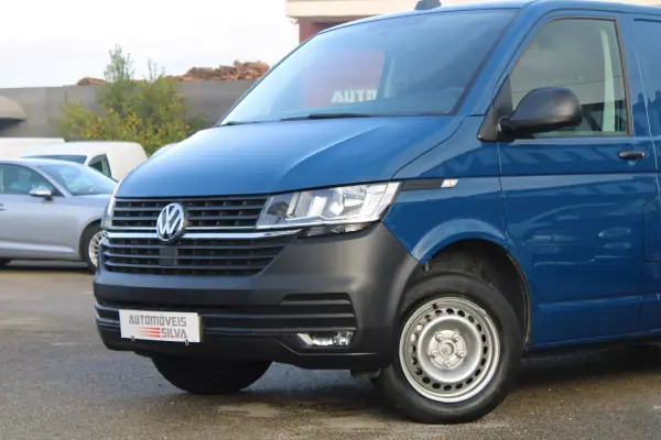 VW Transporter 2.0 TDI Confortline Extra 150Cv 2021 - 22990 EUR, 115000 km - AUTO.MOTO.pt - 115000km - foto 3 de 19