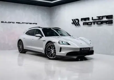 Porsche Taycan Sport Turismo 2025 — foto 2 de 59