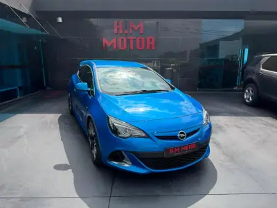 Opel Astra GTC 2013 - 81000km