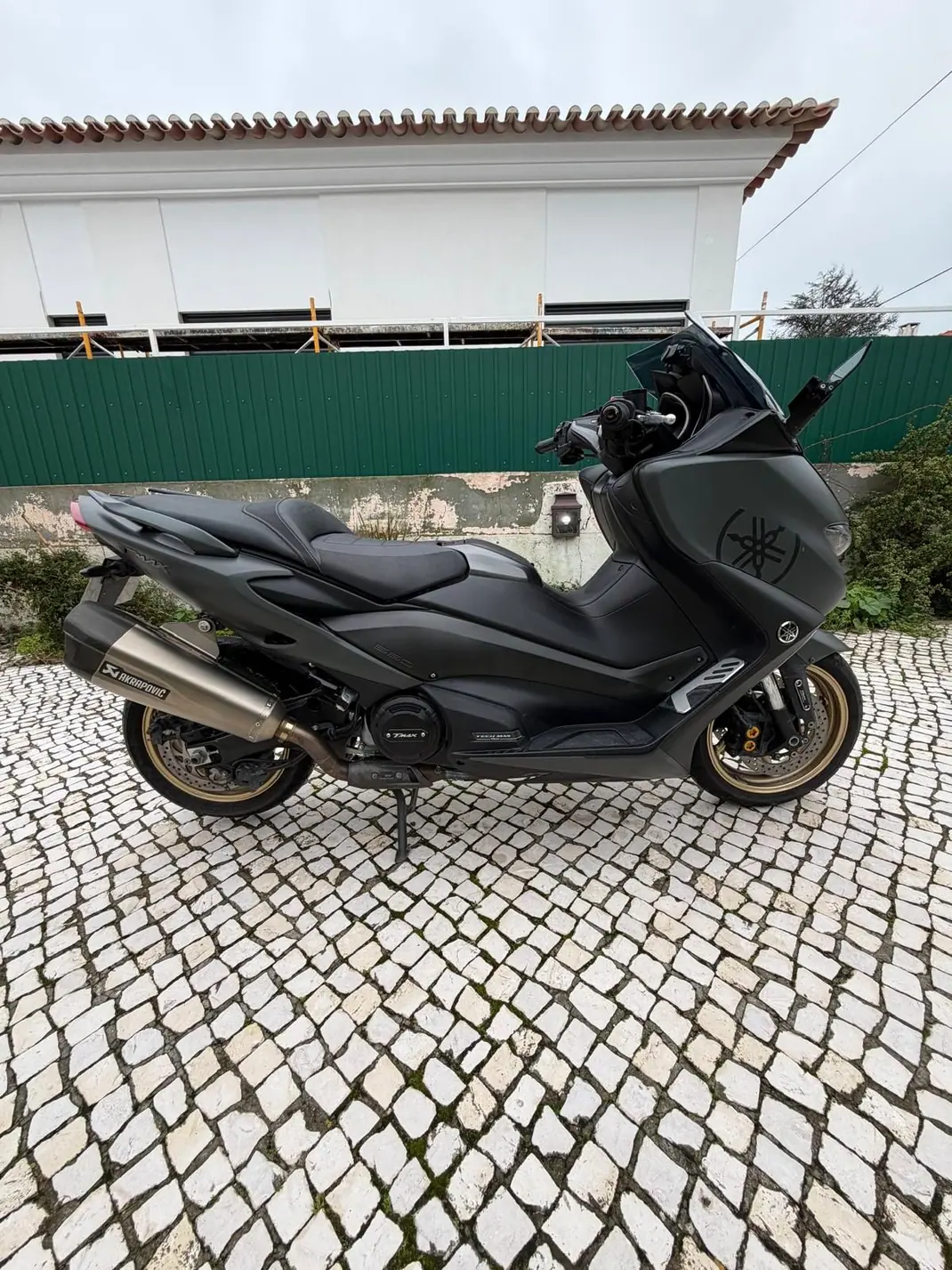 Yamaha TMAX 2021 - 10000 EUR, 18000 km - 18000km - foto 2 de 9