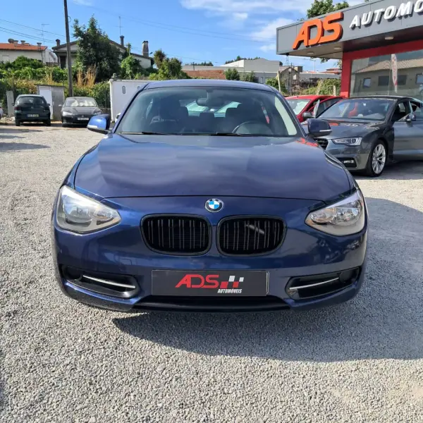 BMW 116 2013 - 9250 EUR, 180000 km - AUTO.MOTO.pt - 180000km - foto 2 de 11
