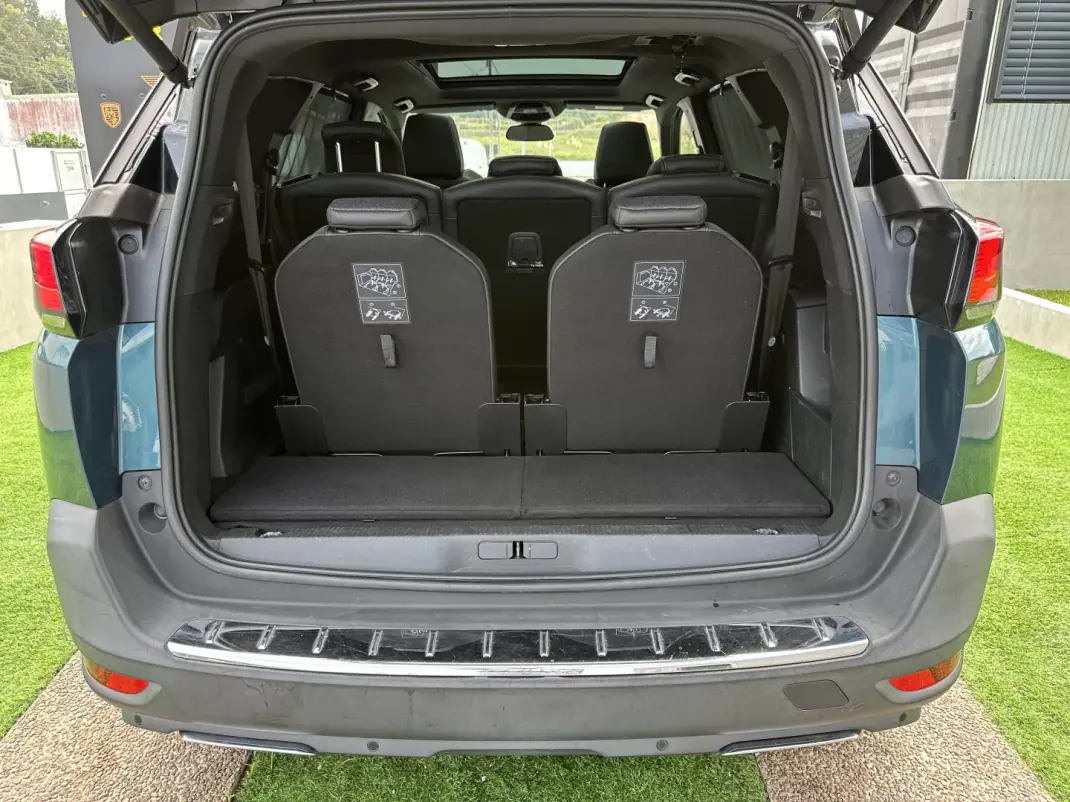 Peugeot 5008 2019 - 15900 EUR, 180000 km - 180000km - foto 29 de 70