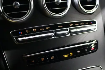 Mercedes-Benz GLC 220 2019 - 38500 EUR, 165000 km - 165000km - foto 34 de 37