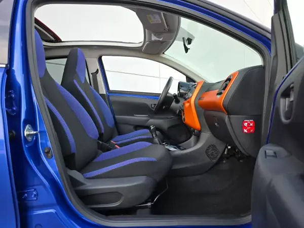 Citroën C1 2018 - 8990 EUR, 84800 km - AUTO.MOTO.pt - 84800km - foto 35 de 40
