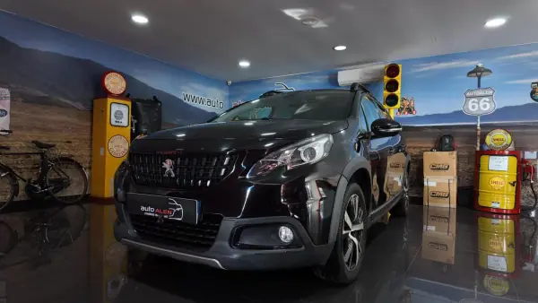 Peugeot 2008 2018 - 16750 EUR, 88000 km - AUTO.MOTO.pt - 88000km - foto 3 de 20