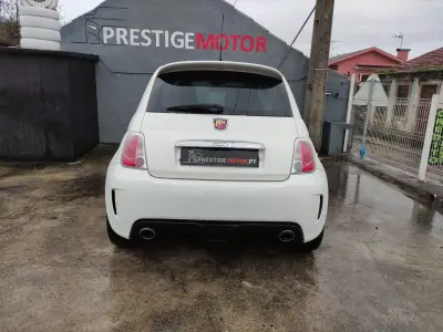 Fiat 500 2009 - 11900 EUR, 123000 km - AUTO.MOTO.pt - 123000km - foto 7 de 9
