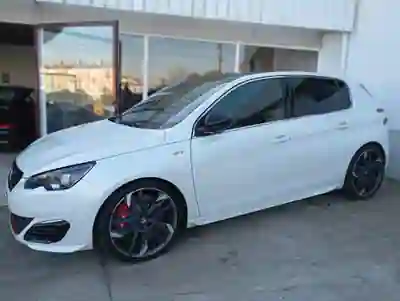 Peugeot 308 2016