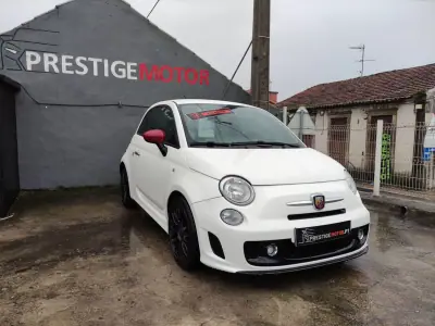 Fiat 500 2009 - 11900 EUR, 123000 km - AUTO.MOTO.pt - 123000km - foto 3 de 9