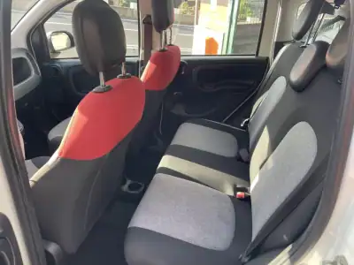 Fiat Panda 2018 - 8950 EUR, 104706 km - AUTO.MOTO.pt - 104706km - foto 9 de 11