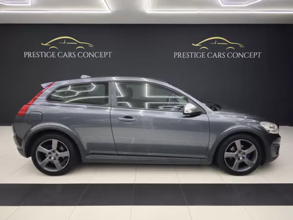 Volvo C30 2012 - 10950 EUR, 265888 km - AUTO.MOTO.pt - 265888km - foto 2 de 35