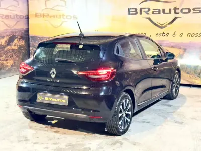 Renault Clio 2021 - 13900 EUR, 102052 km - 102052km - foto 5 de 24