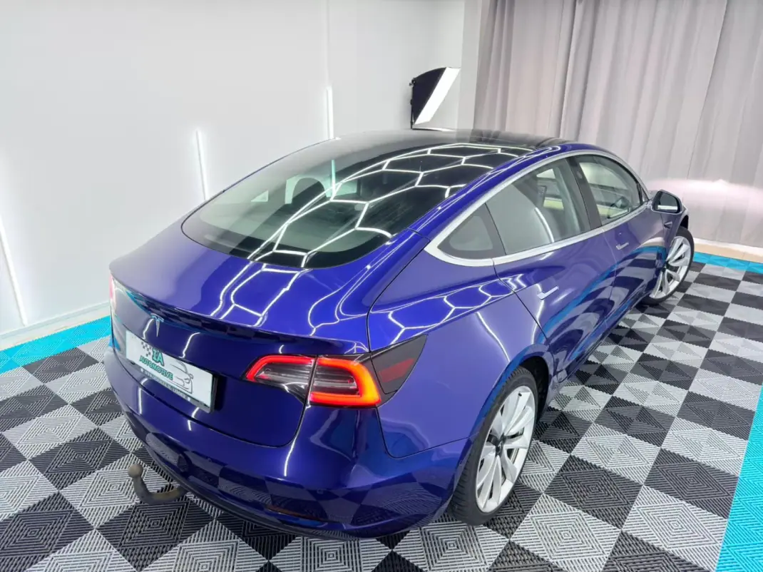 Tesla Model 3 2019 - 17000 EUR, 233000 km - AUTO.MOTO.pt - 233000km - foto 7 de 20