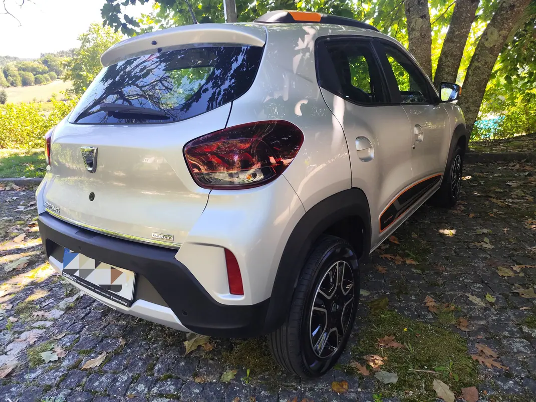 Dacia Spring 2022 - 10490 EUR, 63000 km - 63000km - foto 5 de 10