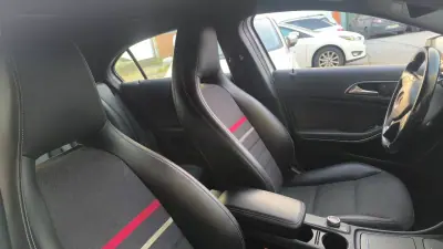 Mercedes-Benz A 180 2014 - 15800 EUR, 180000 km - AUTO.MOTO.pt - 180000km - foto 21 de 23