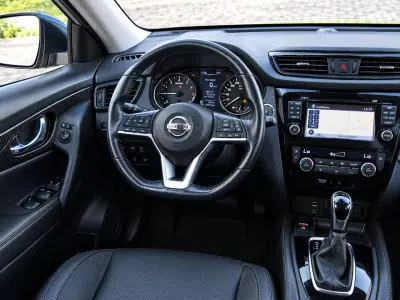 Nissan X-Trail 2017 - 18990 EUR, 179000 km - 179000km - foto 40 de 54