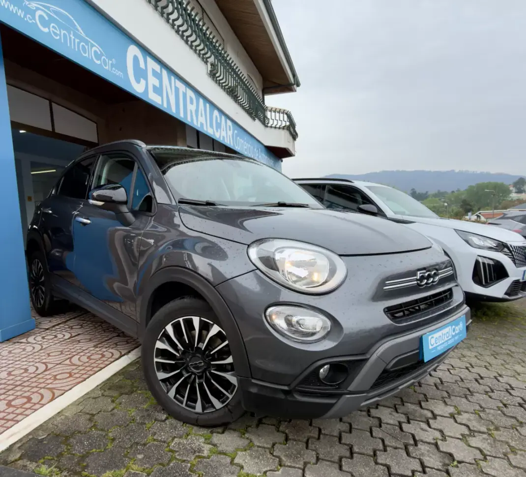 Fiat 500X 2023 - 17950 EUR, 56000 km - AUTO.MOTO.pt - 56000km - foto 2 de 25