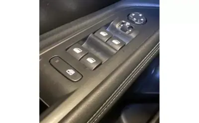 Peugeot 3008 2023 - 19990 EUR, 87660 km - AUTO.MOTO.pt - 87660km - foto 11 de 15