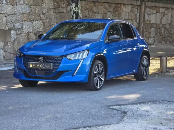 Peugeot e-208 2021