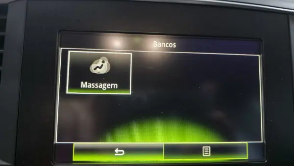 Renault Talisman 2016 - 14990 EUR, 107000 km - AUTO.MOTO.pt - 107000km - foto 18 de 43