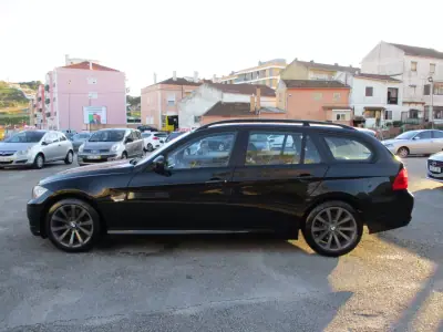 BMW 320 2009 - 8900 EUR, 236000 km - AUTO.MOTO.pt - 236000km - foto 5 de 12
