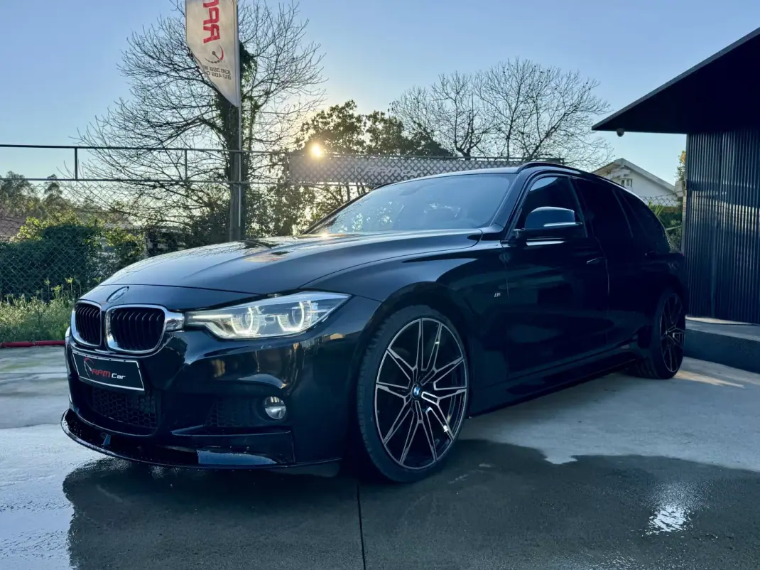 BMW 320 2017 - 21999 EUR, 180000 km - AUTO.MOTO.pt - 180000km - foto 1 de 25