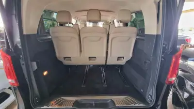 Mercedes-Benz V 300 2022 - 70000 EUR, 119675 km - AUTO.MOTO.pt - 119675km - foto 19 de 20