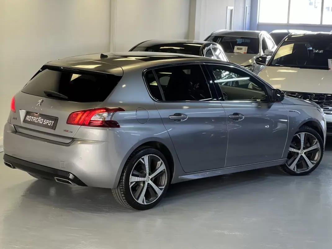 Peugeot 308 2016 - 11990 EUR, 96000 km - AUTO.MOTO.pt - 96000km - foto 44 de 48