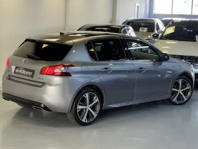 Peugeot 308 2016 - 11990 EUR, 96000 km - AUTO.MOTO.pt - 96000km - foto 44 de 48