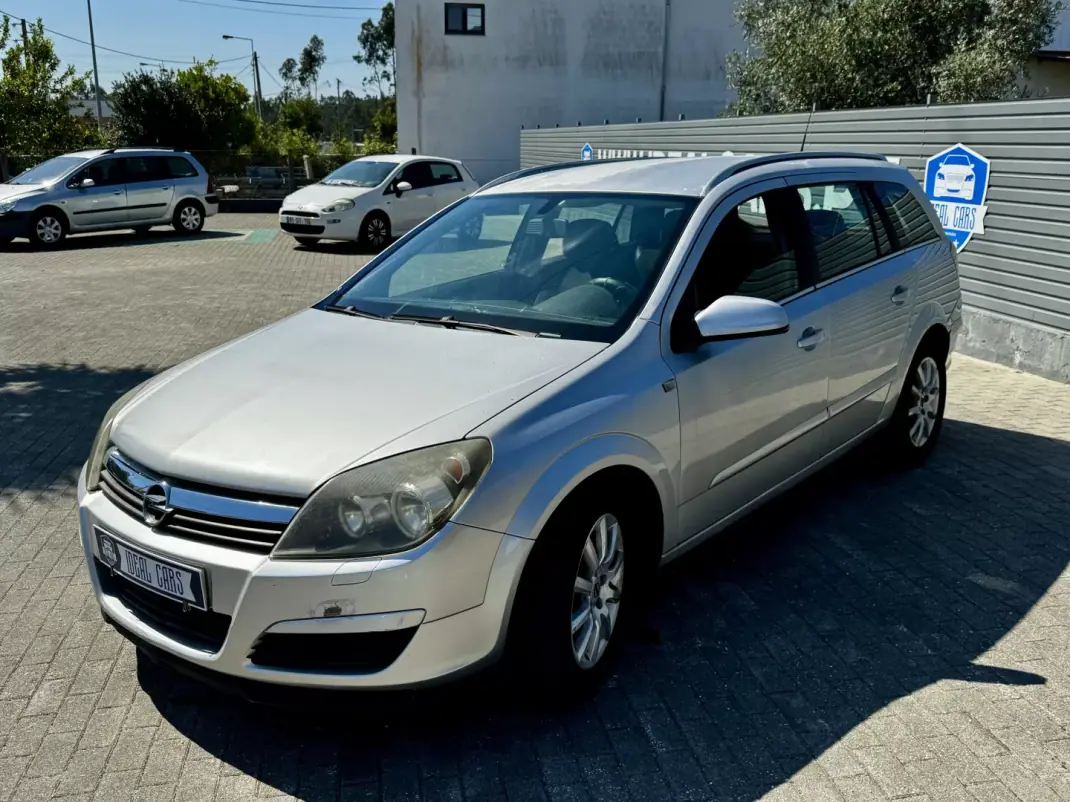 Opel Astra Caravan 2005 - 2950 EUR, 352000 km - 352000km - foto 5 de 15