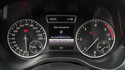 Mercedes-Benz A 180 2014 - 14650 EUR, 191121 km - AUTO.MOTO.pt - 191121km - foto 30 de 34