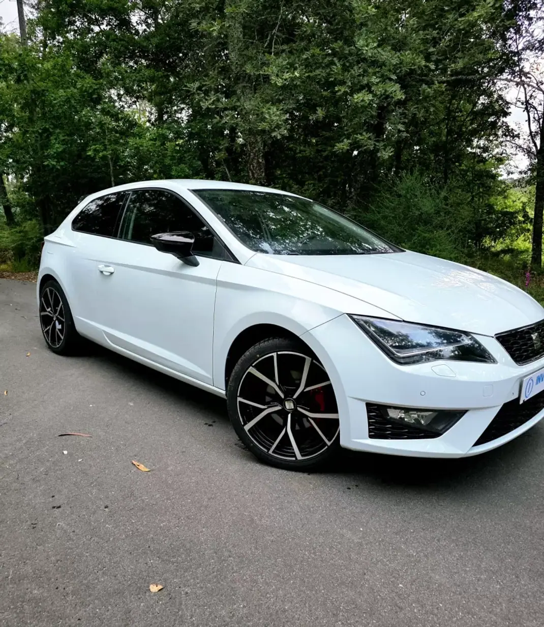 SEAT Leon 2013 - 13990 EUR, 167000 km - AUTO.MOTO.pt - 167000km - foto 11 de 27