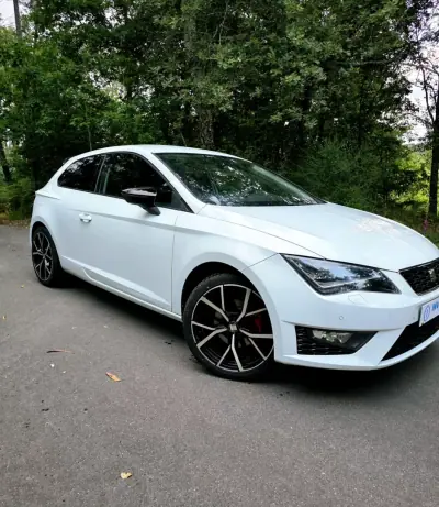 SEAT Leon 2013 - 13990 EUR, 167000 km - AUTO.MOTO.pt - 167000km - foto 11 de 27