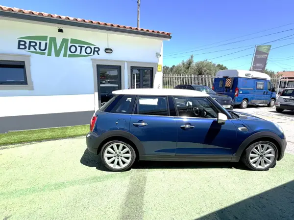 MINI Cooper 2014 - 11850 EUR, 132056 km - AUTO.MOTO.pt - 132056km - foto 5 de 13
