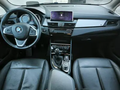 BMW 216 Active Tourer 2020 - 15950 EUR, 166895 km - AUTO.MOTO.pt - 166895km - foto 6 de 58