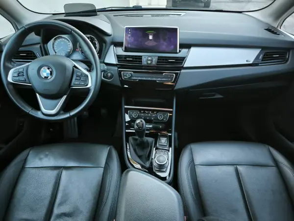 BMW 216 Active Tourer 2020 - 15950 EUR, 166895 km - AUTO.MOTO.pt - 166895km - foto 6 de 58