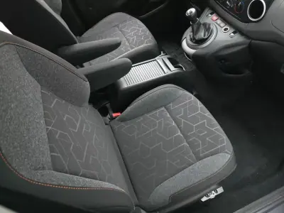 Peugeot Partner 2017 - 12490 EUR, 129000 km - AUTO.MOTO.pt - 129000km - foto 21 de 27