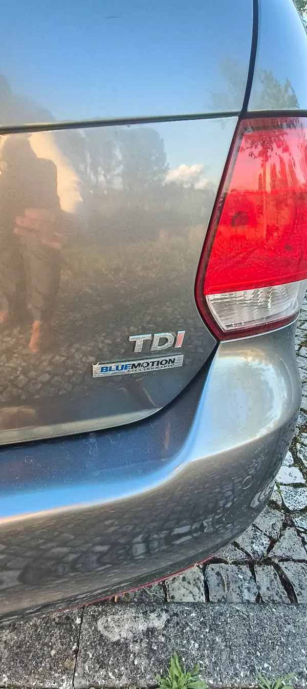 Volkswagen Golf Variant 2011 - 8000 EUR, 237000 km - AUTO.MOTO.pt - 237000km - foto 4 de 15