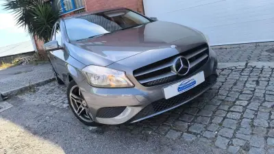 Mercedes-Benz A 180 2013 - 12500 EUR, 180000 km - AUTO.MOTO.pt - 180000km - foto 4 de 15