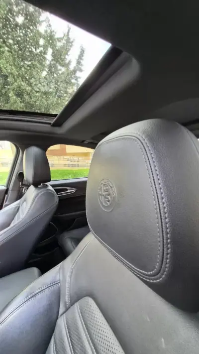 Alfa Romeo Giulia 2022 - 37480 EUR, 65000 km - AUTO.MOTO.pt - 65000km - foto 19 de 19