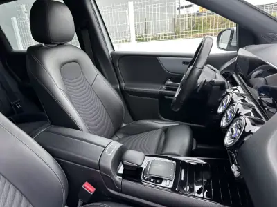 Mercedes-Benz B 180 2019 - 18900 EUR, 160000 km - AUTO.MOTO.pt - 160000km - foto 41 de 47