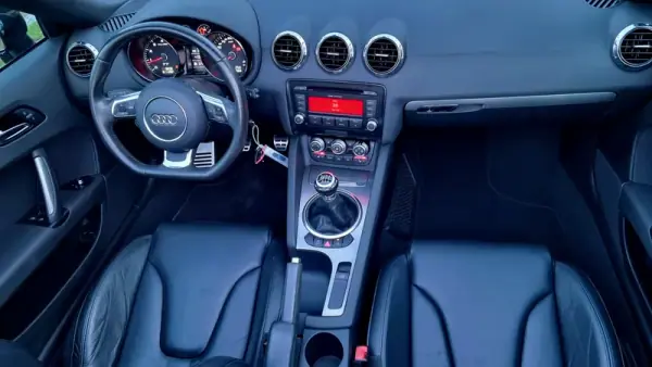 Audi TT Roadster 2011 - 19500 EUR, 52000 km - AUTO.MOTO.pt - 52000km - foto 8 de 20